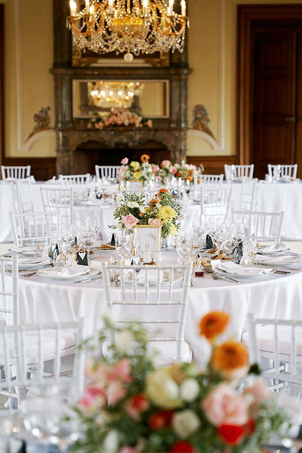 Wedding centerpiece chateau Dobris