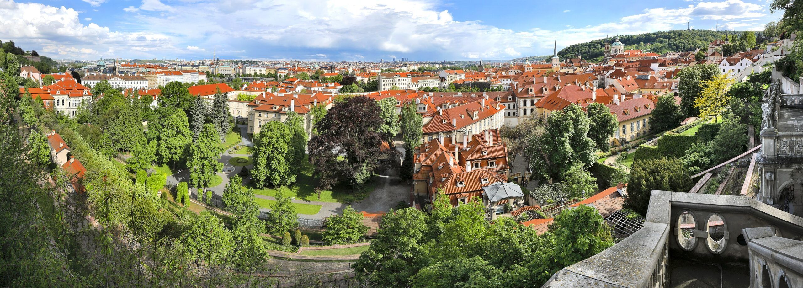 Gardens below Prague Castle_01